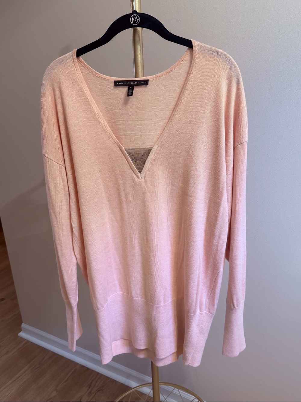 White House Black Market Peach V-Neck Sweater